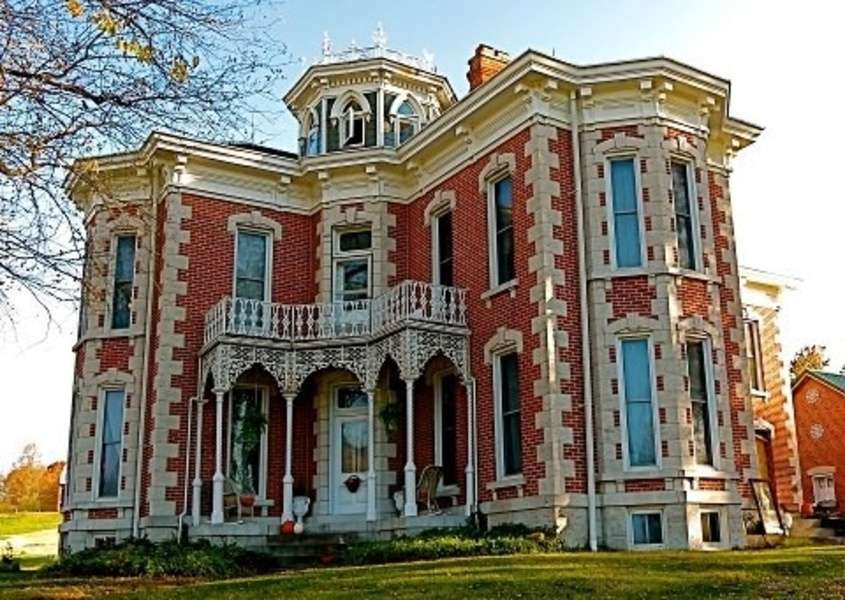 Casa estilo vitoriano com fachada impressionante #53 puzzle online
