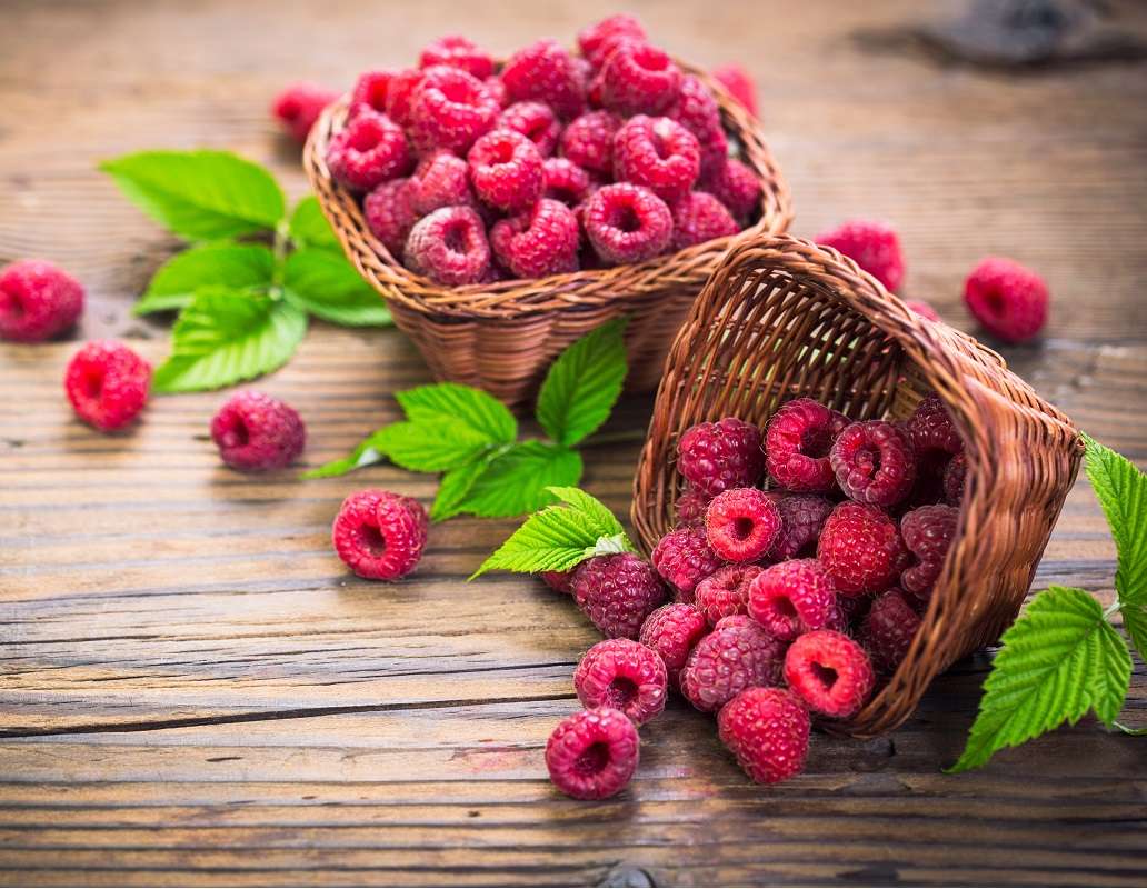 Vitamins in raspberries online puzzle