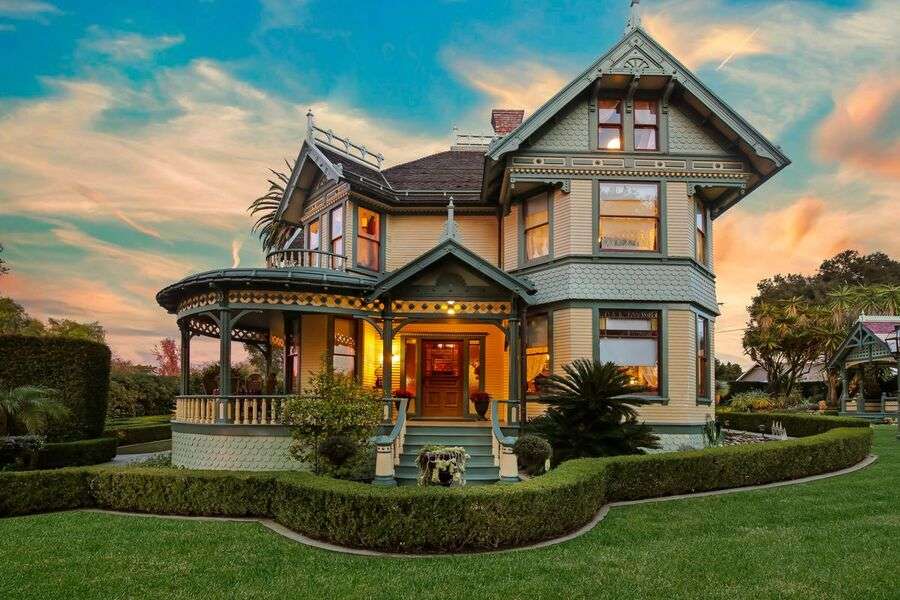 Hus i viktoriansk stil i Escondido CA USA #65 Pussel online