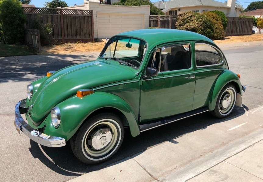 Bil Volkswagen Beetle År 1970 Pussel online