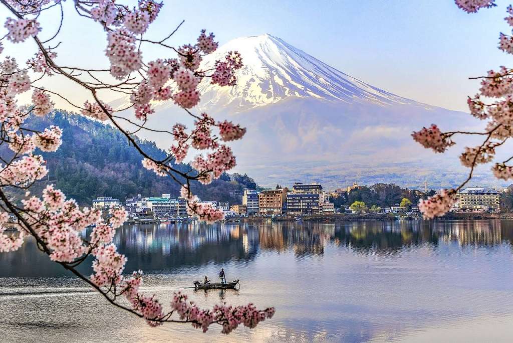 Kilátás nyílik a Fuji-hegyre. kirakós online