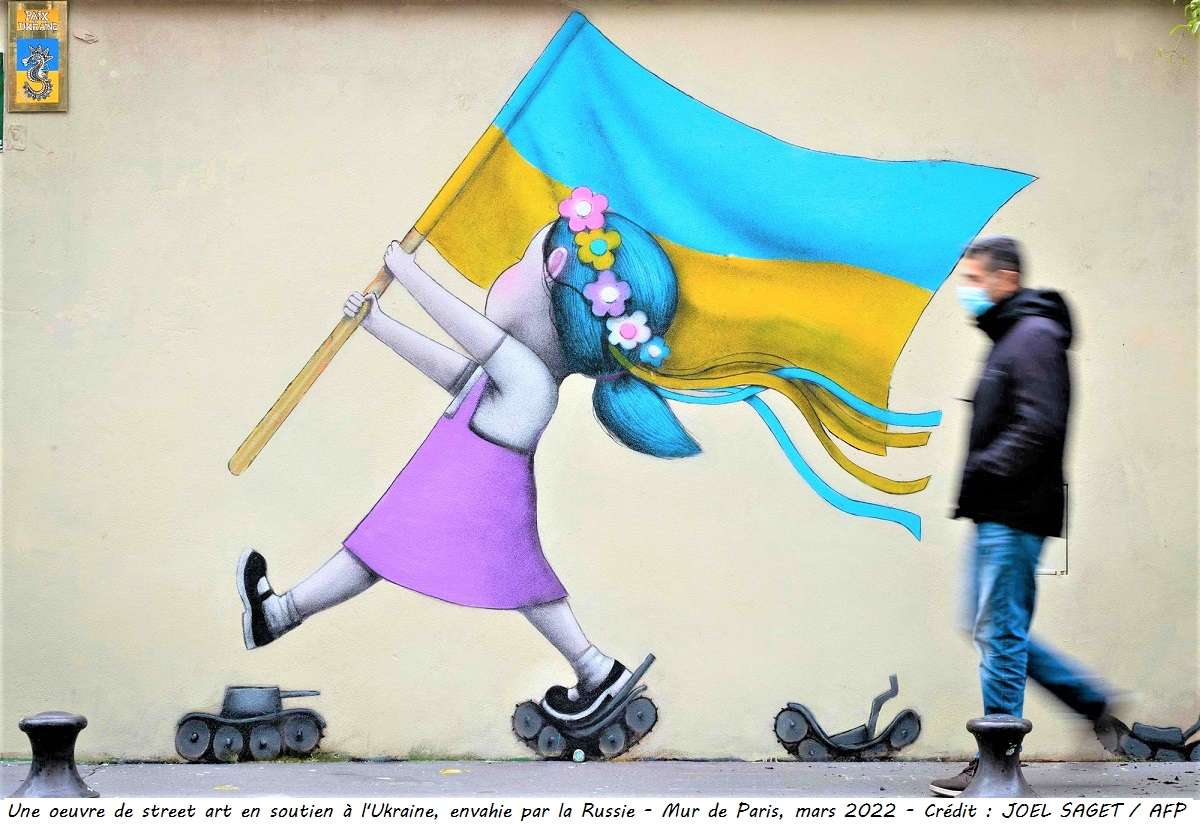 Paris: stöd till Ukraina invaderat av Ryssland pussel på nätet