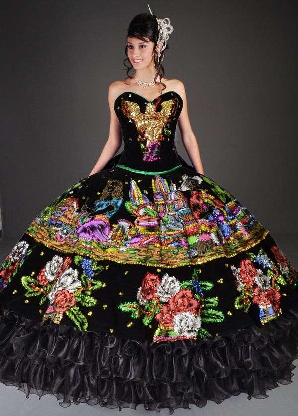 Κορίτσι με φόρεμα quinceañera Mexico (6) #32 παζλ online