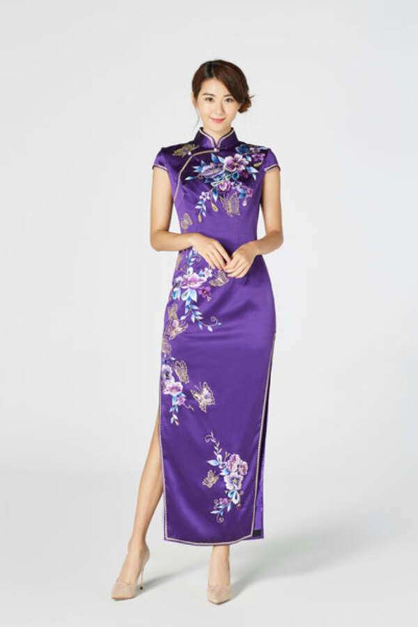 Дама с китайска модна рокля Qipao #2 онлайн пъзел