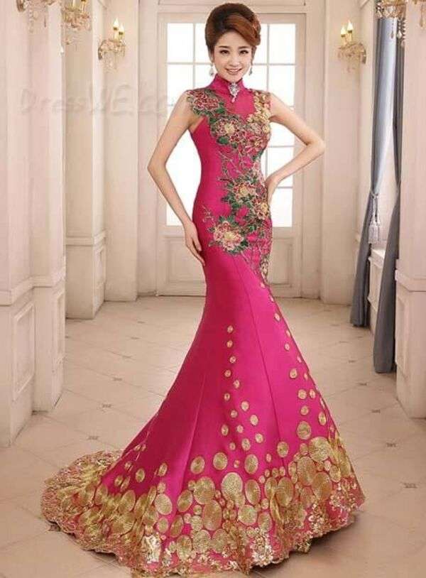 Flicka med Ne Tiger Qipao China mode klänning #7 Pussel online