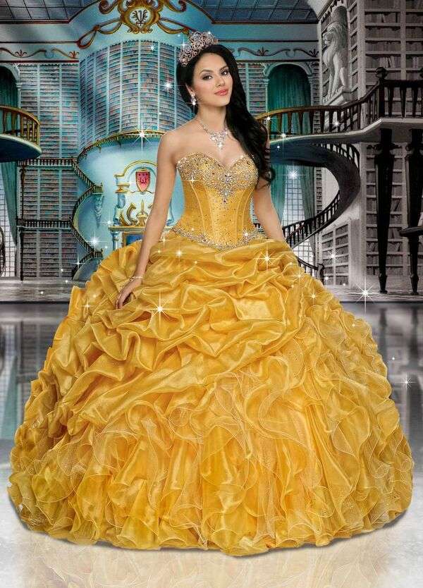 Dívka s quinceañera šaty #47 skládačky online