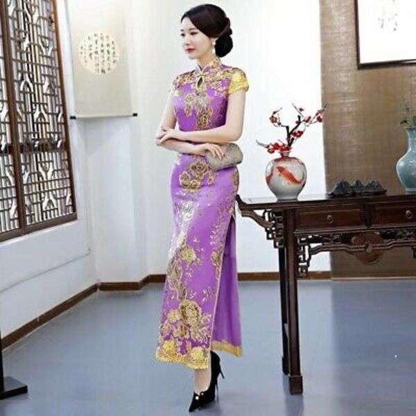 Леді в китайському модному платті Cheongsam № 18 онлайн пазл