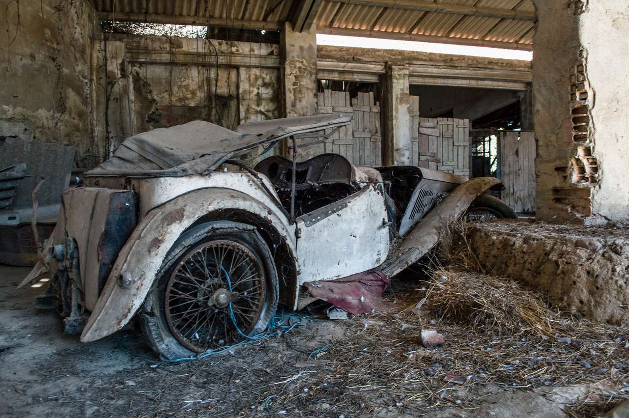 MG barn find jigsaw puzzle online