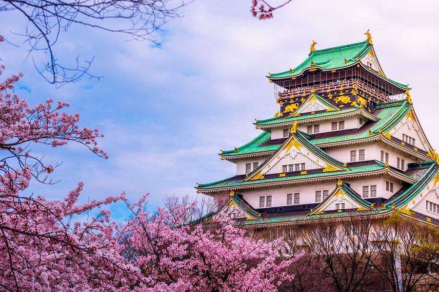 Κάστρο της Οσάκα στην Ιαπωνία #2 παζλ online
