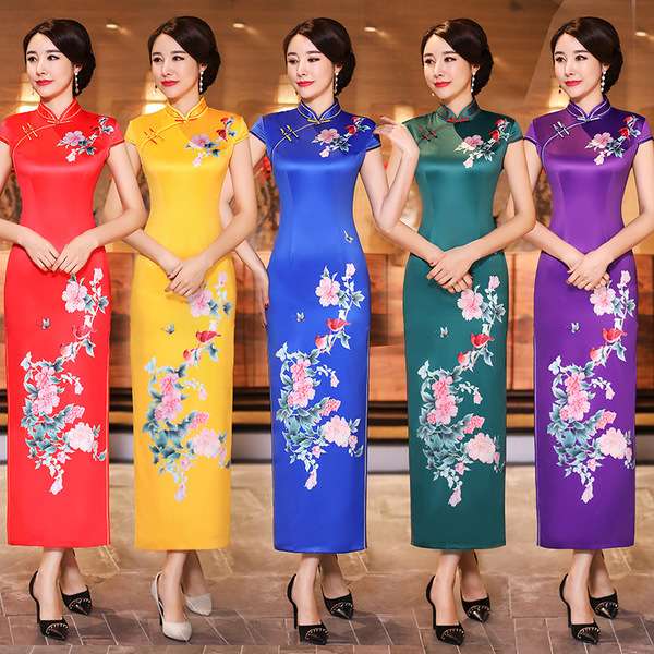 Damen in chinesischen Cheongsam-Modekleidern #25 Puzzlespiel online