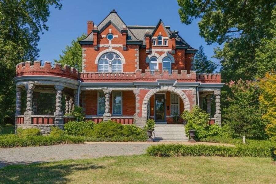 Viktorianskt hus i Henrico Virginia USA #102 Pussel online