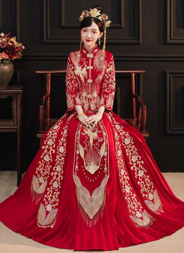 Dam i traditionell bröllopsklänning Cheongsam#26 pussel på nätet