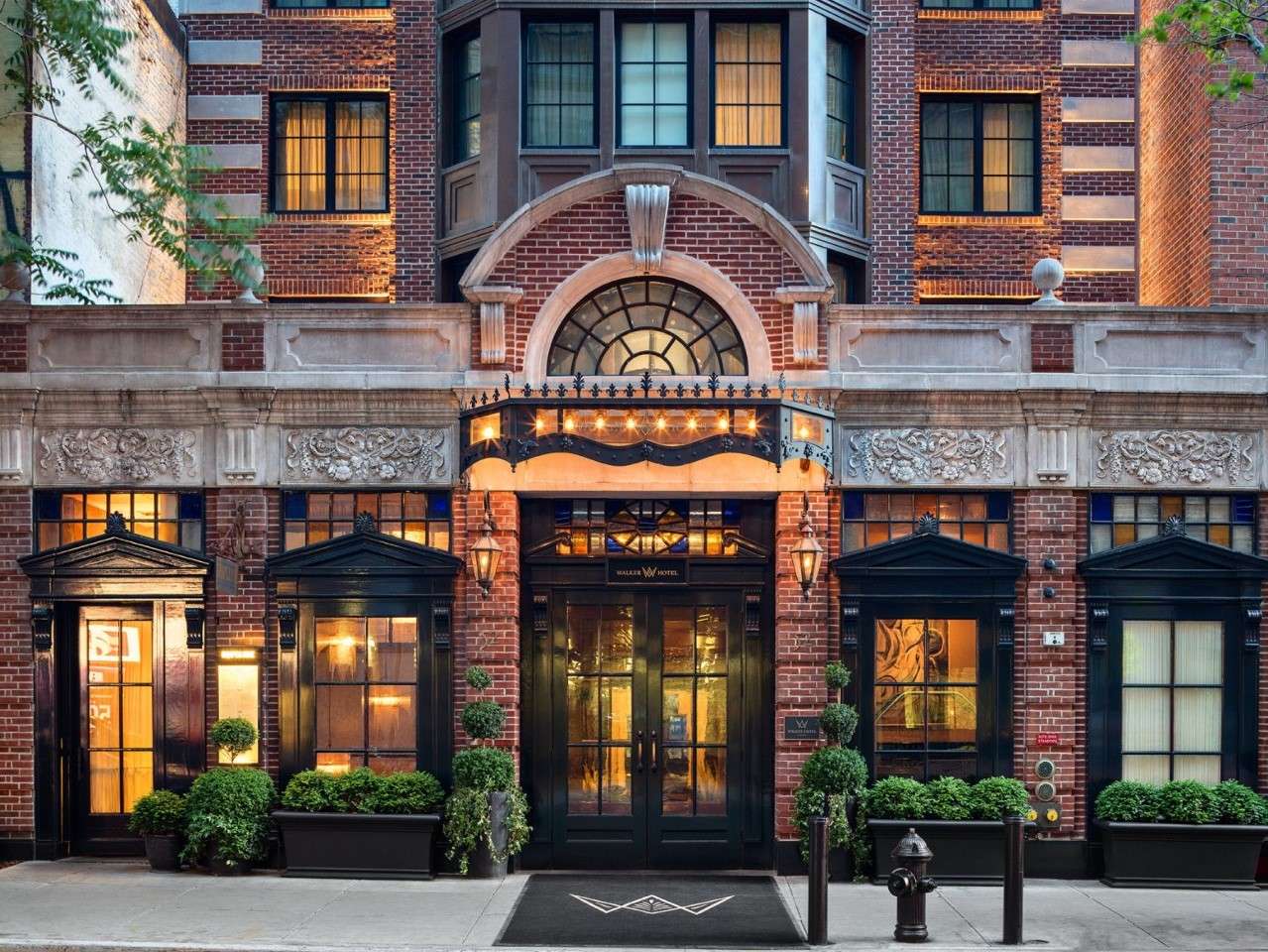 Hotel in New York jigsaw puzzle online
