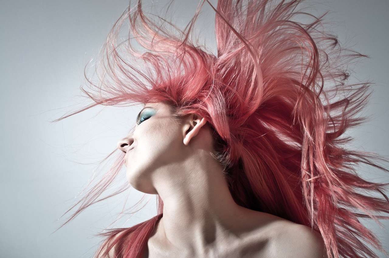 Розова прическа за коса онлайн пъзел