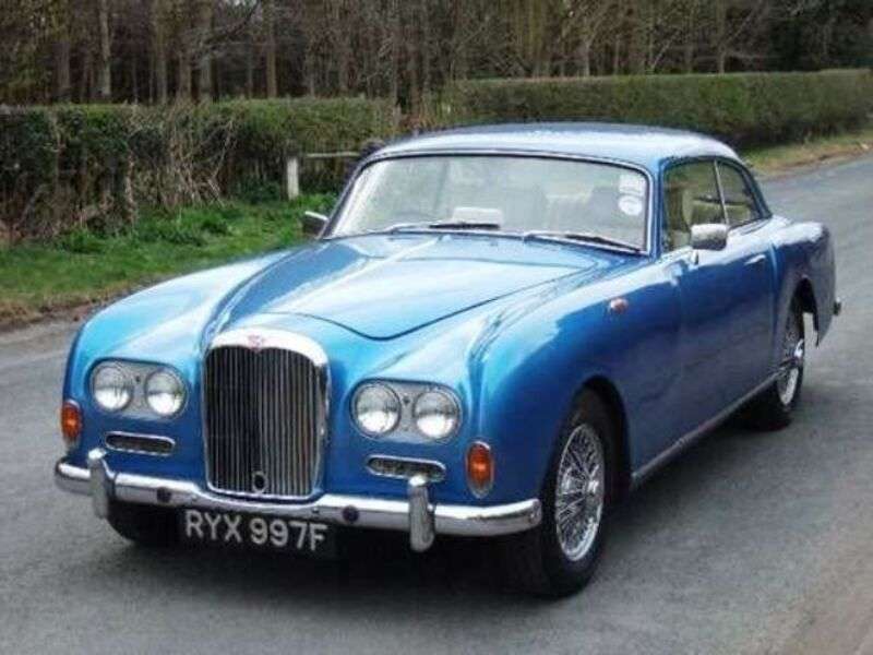 Автомобиль Элвиса Бернса Special Year 1967 пазл онлайн