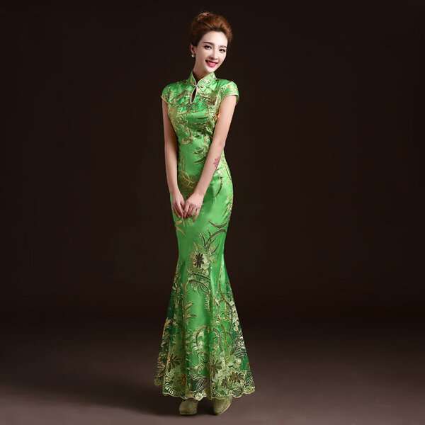 Κυρία με φόρεμα μόδας Cheongsam #29 online παζλ