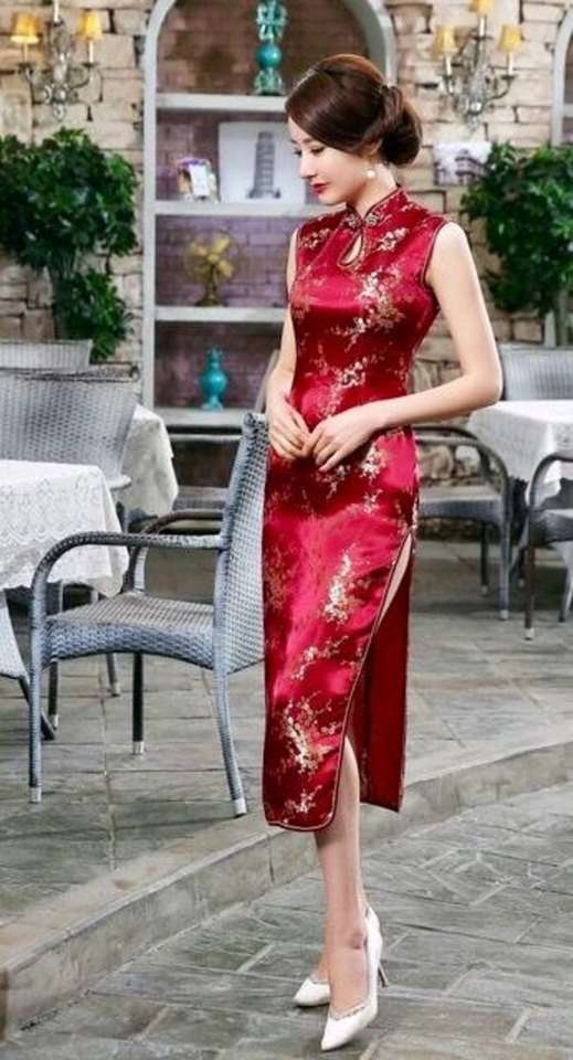 Дівчина з китайською модною сукнею Cheongsam №33 пазл онлайн