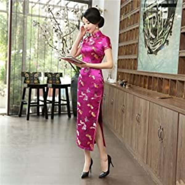 Dame im chinesischen Cheongsam-Modekleid Nr. 42 Puzzlespiel online