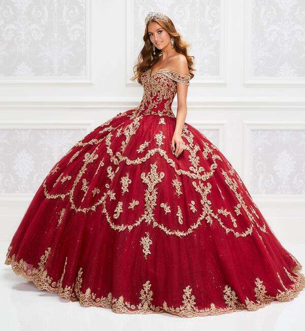 Κορίτσι με φόρεμα quinceañera #75 παζλ online