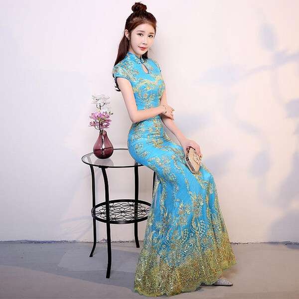Senhora no vestido de moda chinês Cheongsam # 46 puzzle online