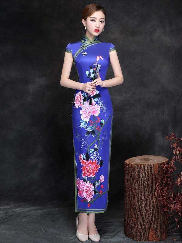 Дама в китайска модна рокля Cheongsam #48 онлайн пъзел