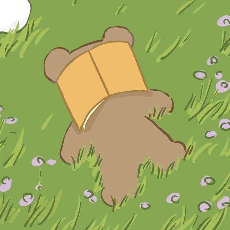 Little bear lying on the grass online puzzle