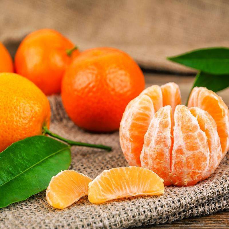 Citrusfrukter - mandariner pussel på nätet