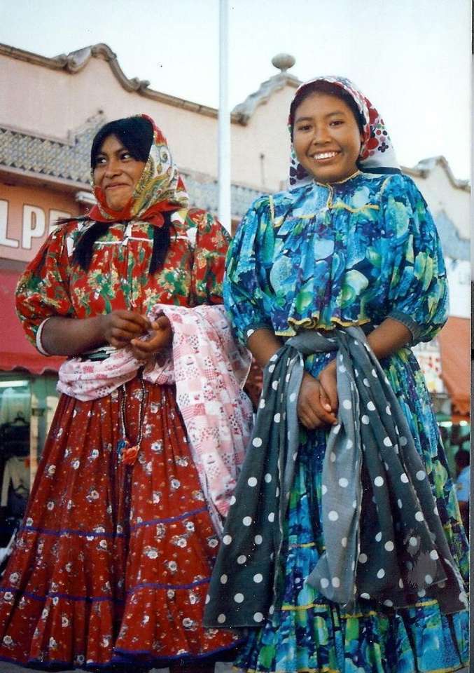 Tarahumarské oblečení online puzzle
