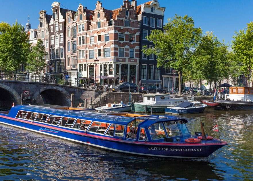 Amsterdam – plavba lodí po kanálu online puzzle