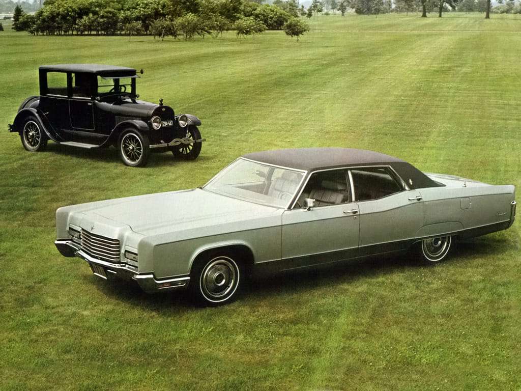 1971 Lincoln Continental седан онлайн пъзел