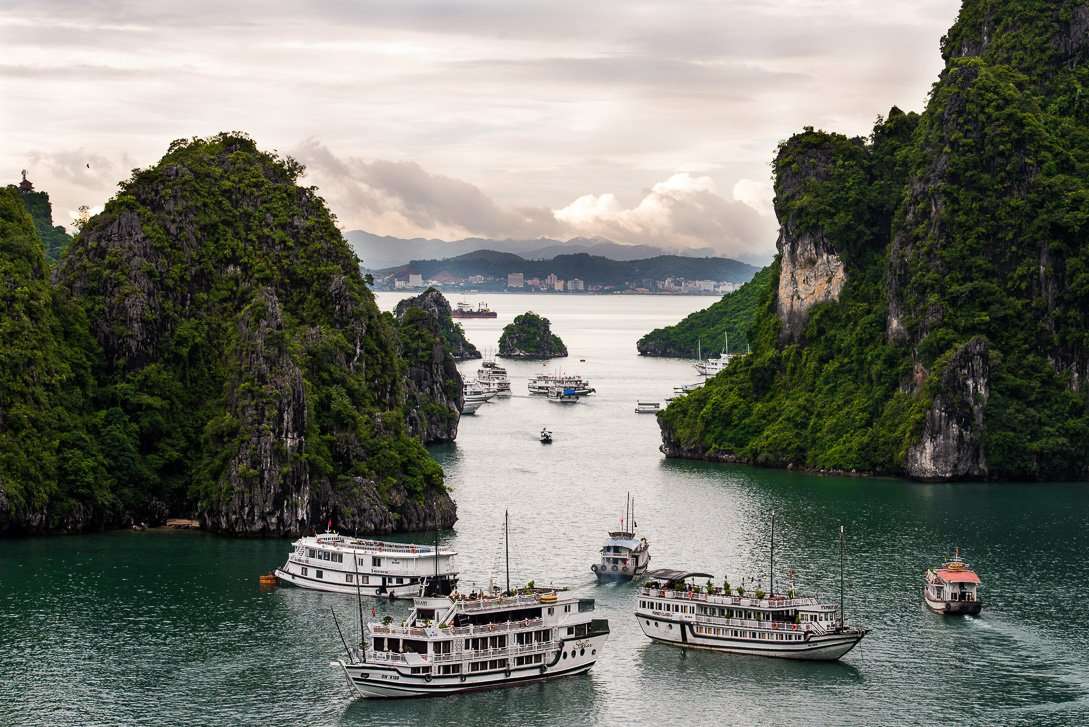 Bucht in Vietnam Puzzlespiel online