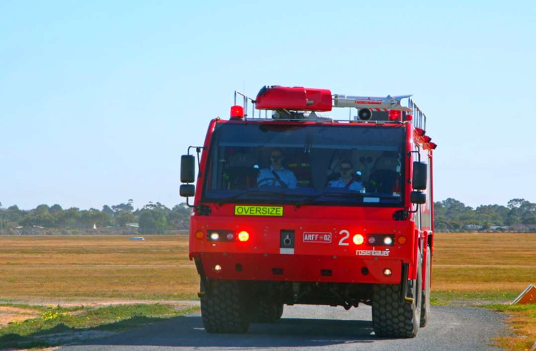 Rode brandweerwagen legpuzzel online