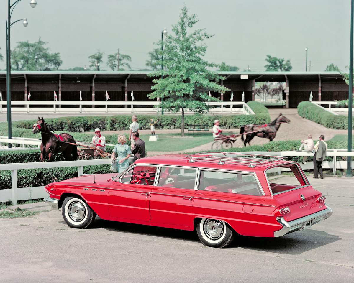 Buick LeSabre Estate Wagon 1961 року випуску онлайн пазл