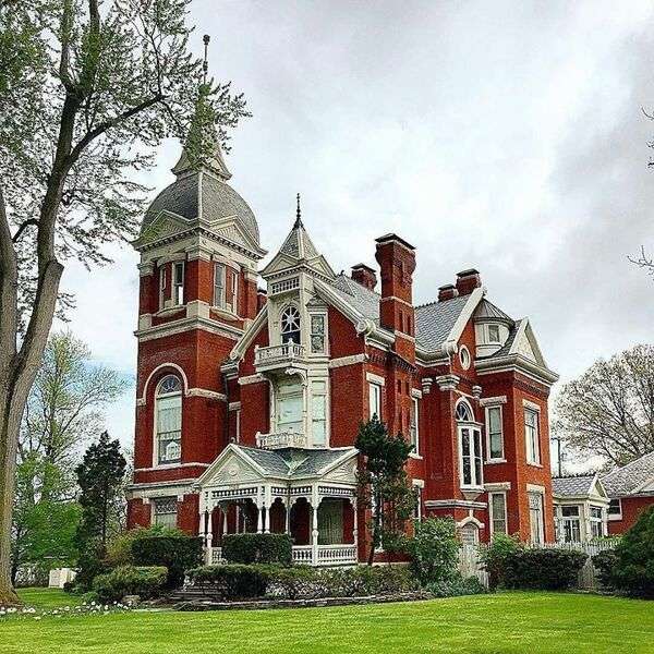 Modernes viktorianisches Haus in Ohio USA (20) #165 Puzzlespiel online