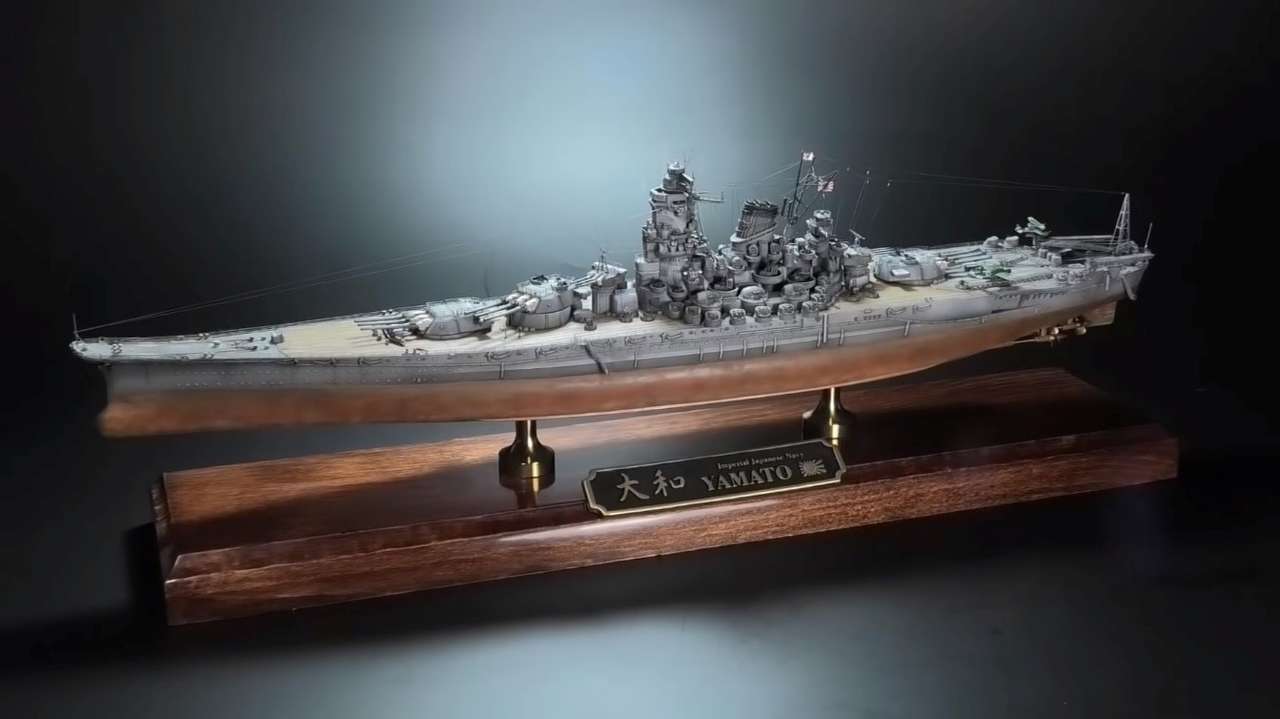 Bitevní loď Yamato 大和 skládačky online