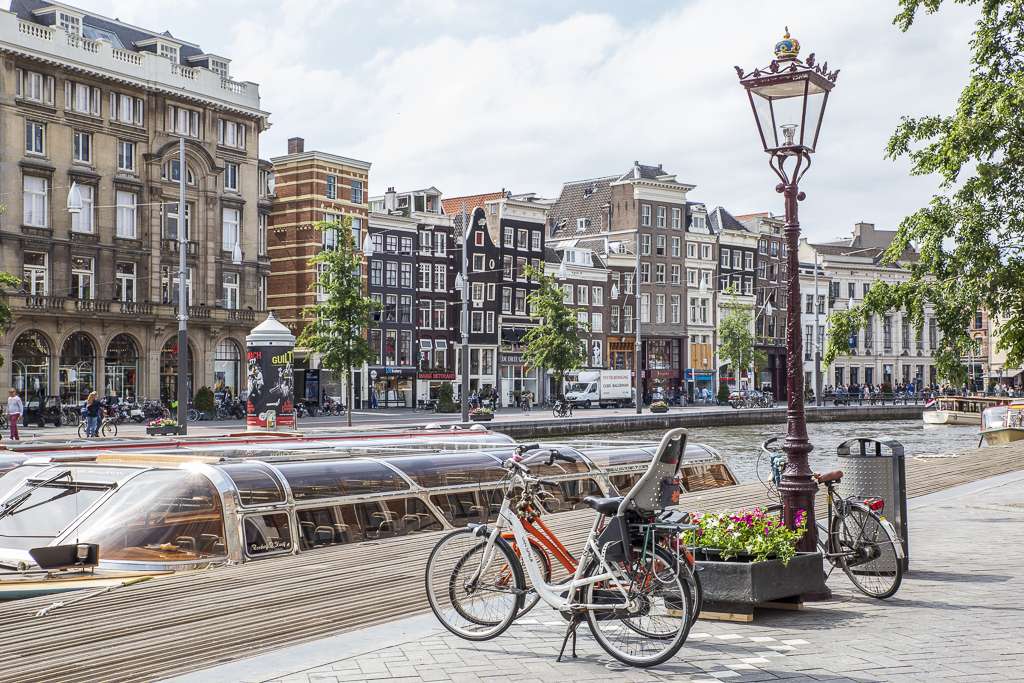 Градски къщи в Амстердам онлайн пъзел