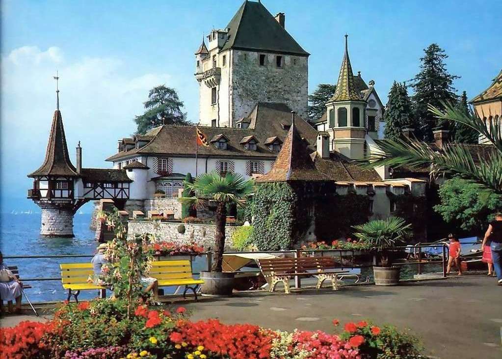 Castelul din Elveția jigsaw puzzle online
