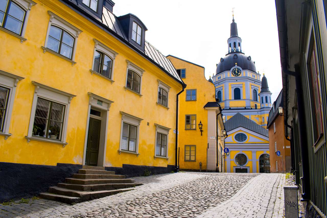 Gelbes Gebäude in der Altstadt von Stockholm Puzzlespiel online