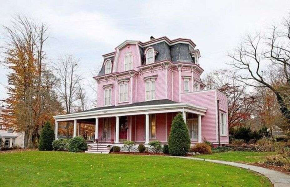 Къща в американски стил (58) #183 онлайн пъзел