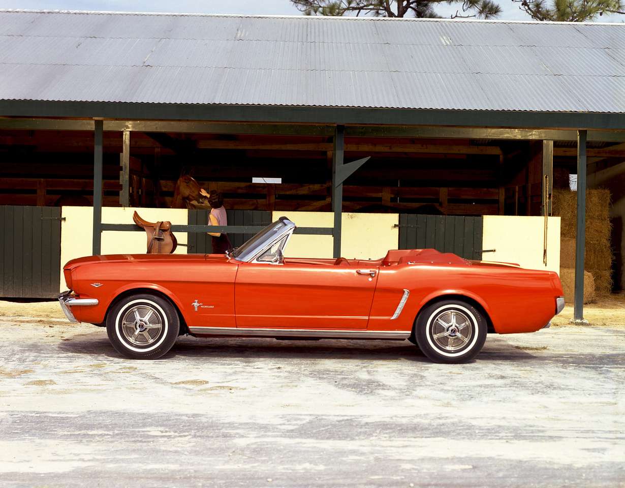 Ford Mustang decappottabile del 1965 puzzle online