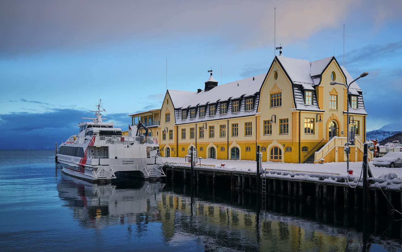 Hafen von Harstad, Norwegen Online-Puzzle