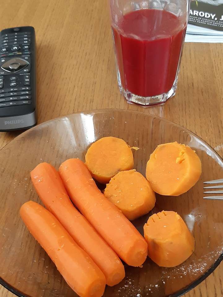 сладък картоф морков и сок онлайн пъзел