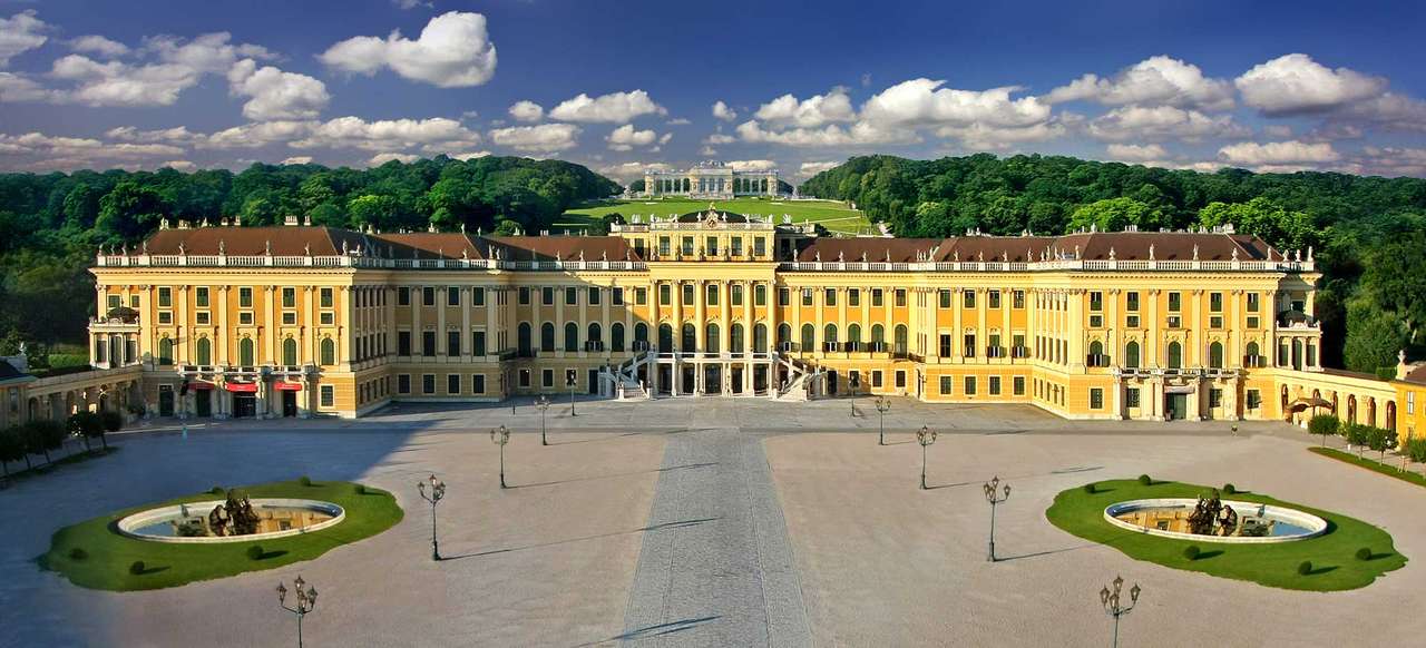 Schloss Schoenbrunn puzzle online