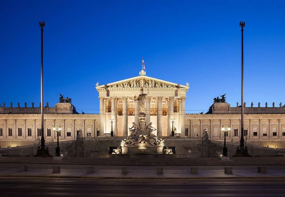 Parlament Wien pussel på nätet