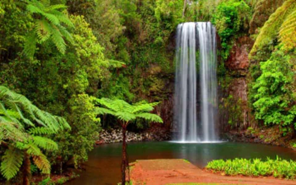 Padající pohled na vodopád #30 skládačky online