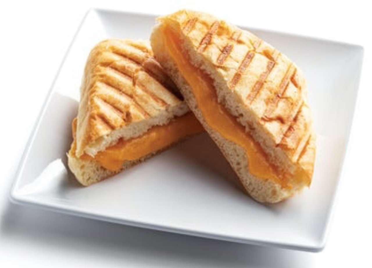Σάντουιτς με τυρί στη σχάρα online παζλ