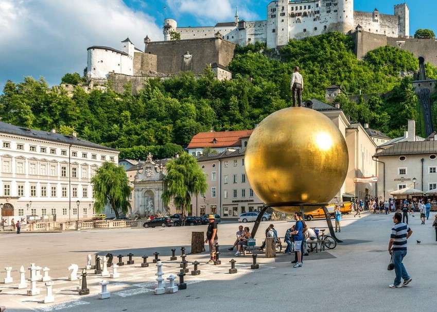 Salzburg, en alpin stad i Österrike Pussel online