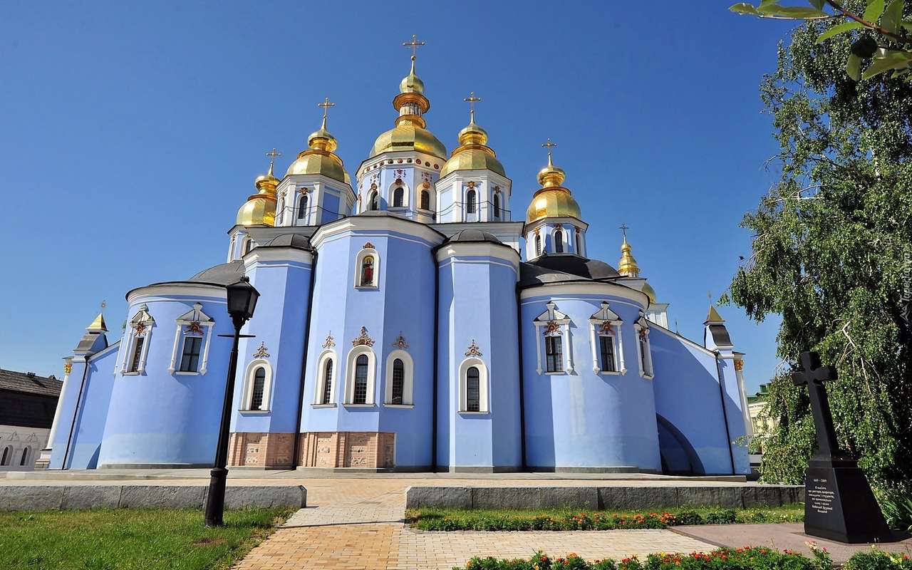 St. Aartsengel in Kiev online puzzel