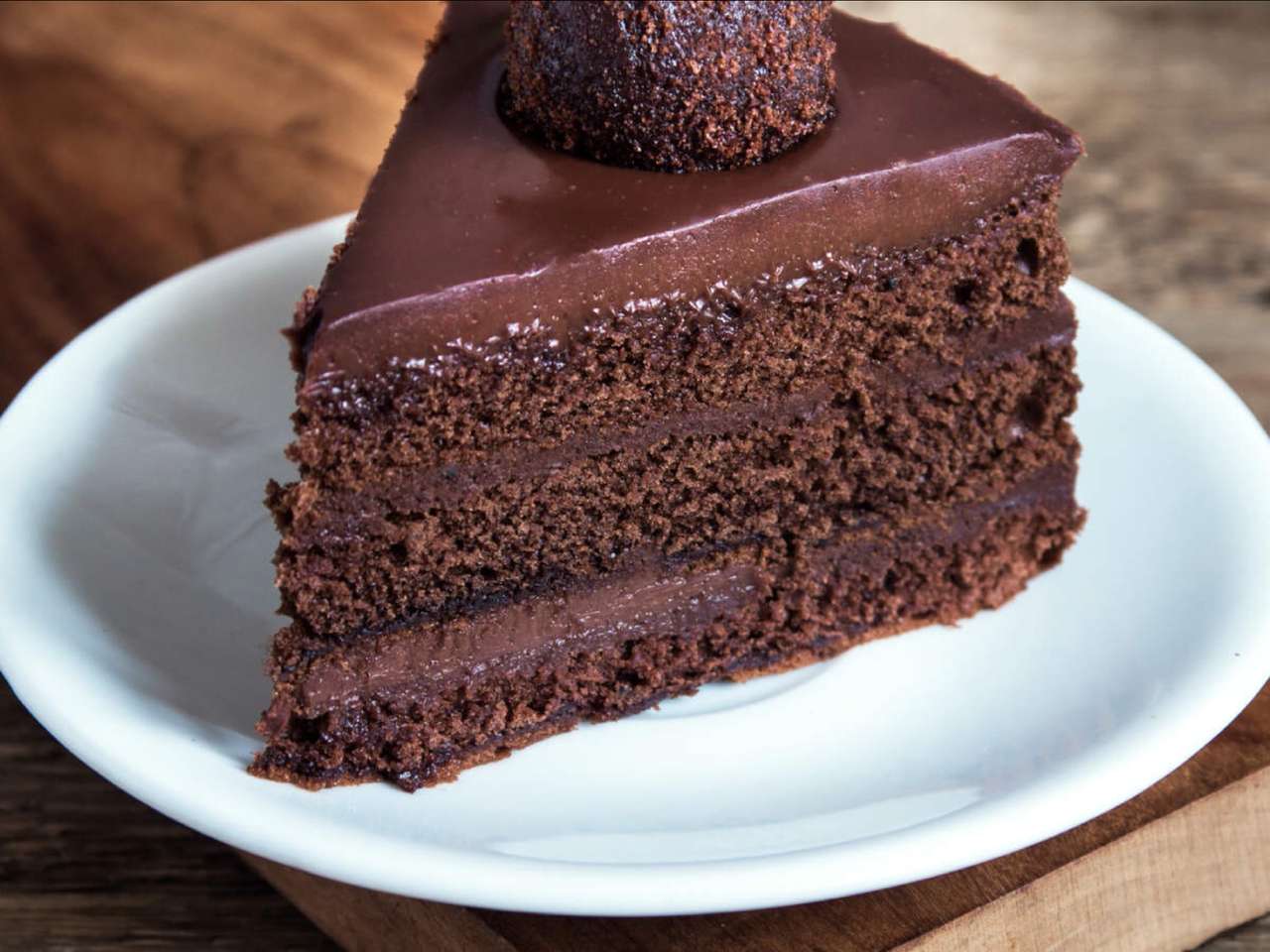 Reteta usoara de tort cu ciocolata puzzle online