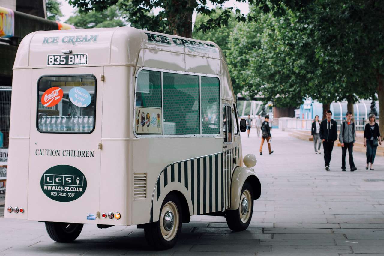 zmrzlinový vůz skládačky online